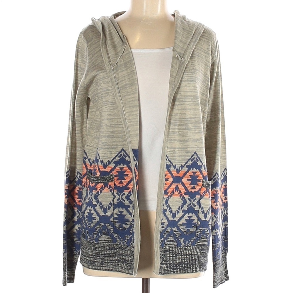 SKIES ARE BLUE•CARDIGAN•SWEATER